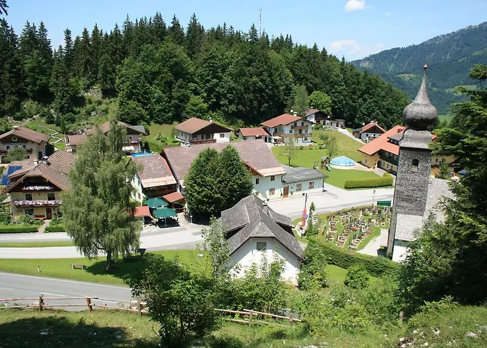 Han/Misafirhane Gasthof Krisplwirt Krispl